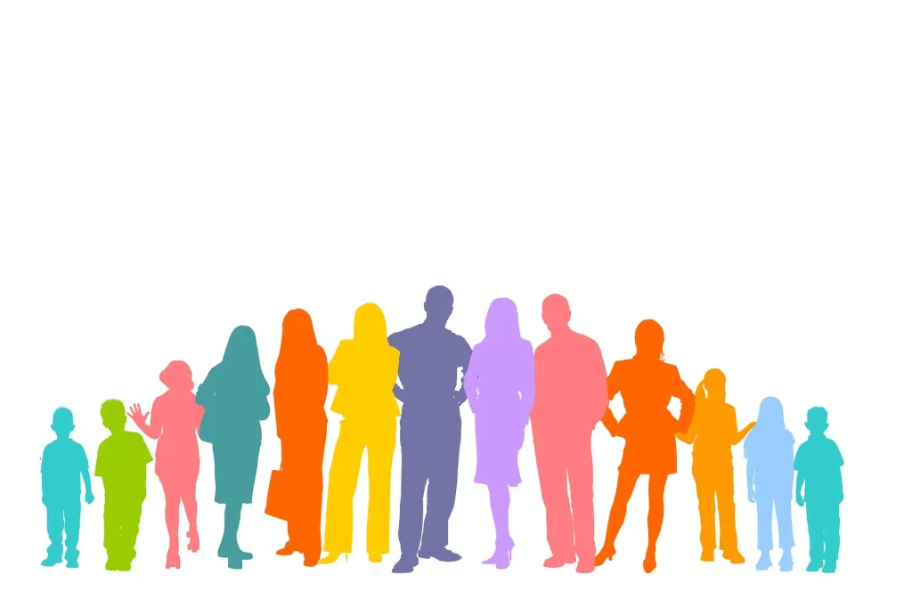 crowd-2718833_1920.webp
